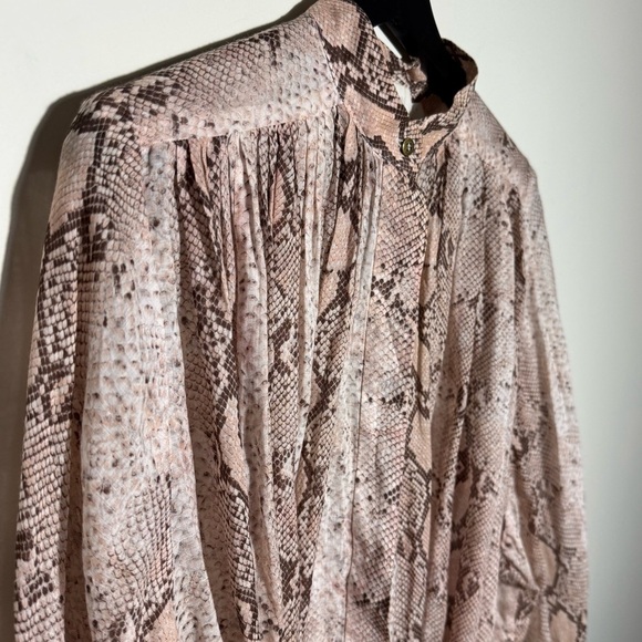 Zimmermann Snake Print Blouse in Beige and Brown size - Picture 10 of 16